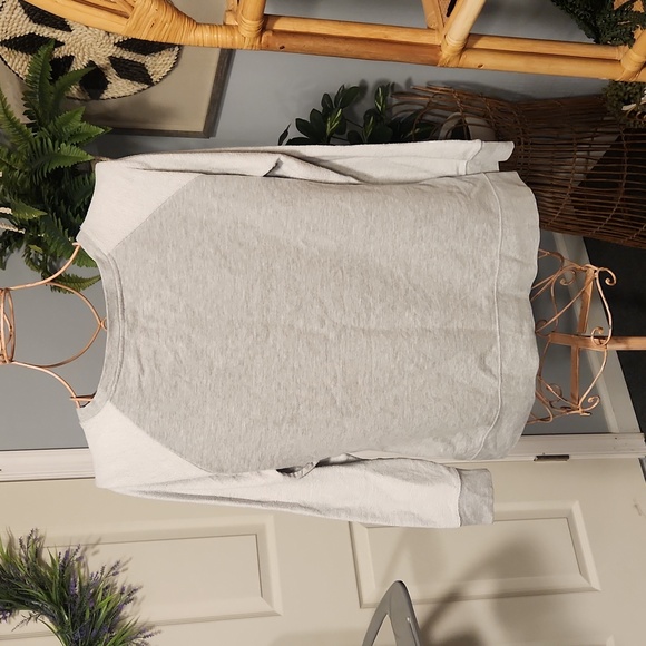 UVA Sweatshirt sz XL - Picture 5 of 5